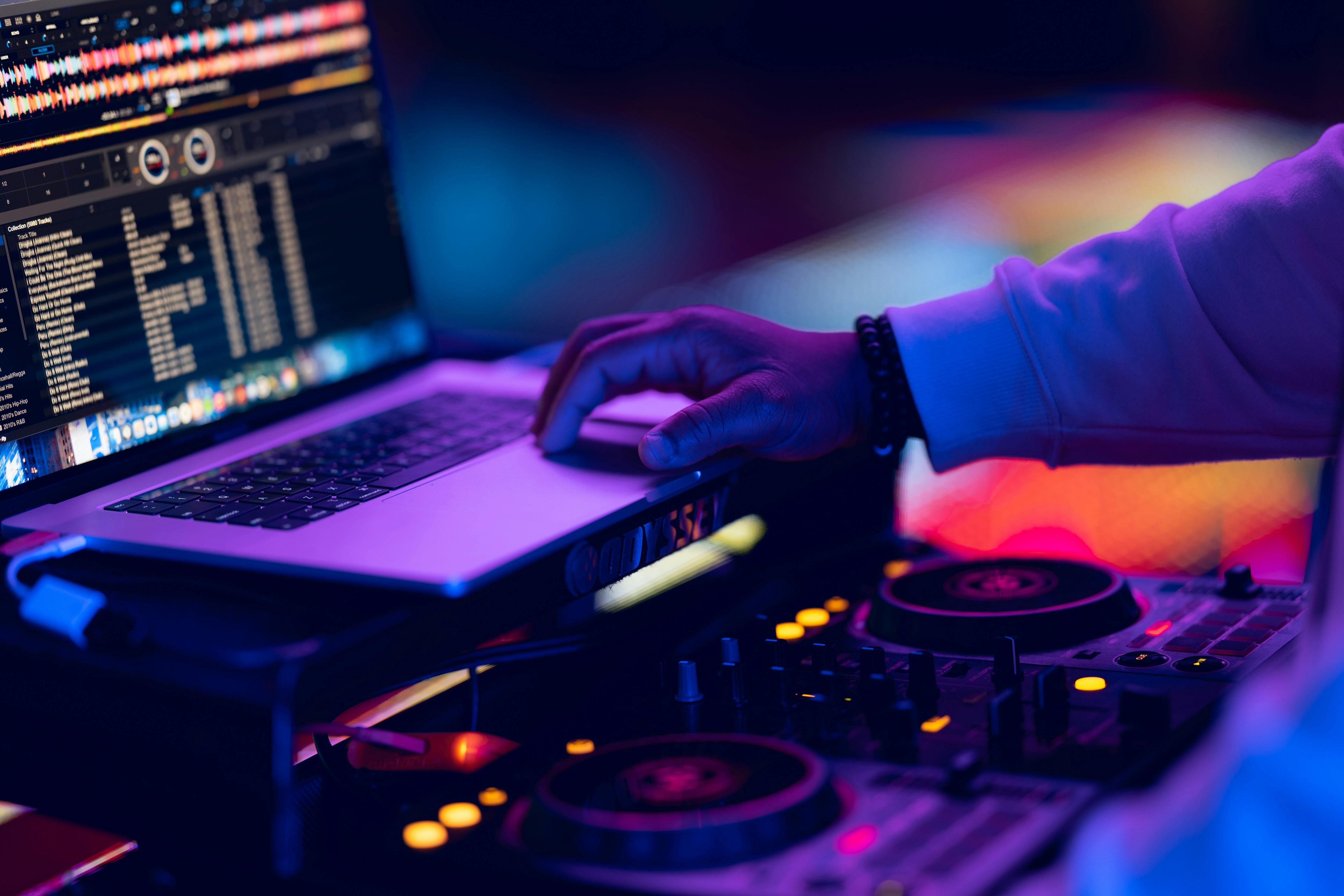 Sound & DJ Services
